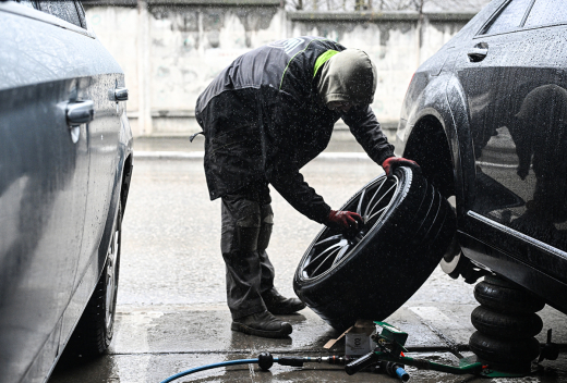 Марков: Если не поменять резину до июня, можно получить штраф до 500 рублей