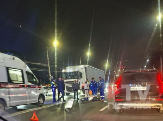 Грузовик насмерть задавил пешехода на Московском проспекте в Воронеже