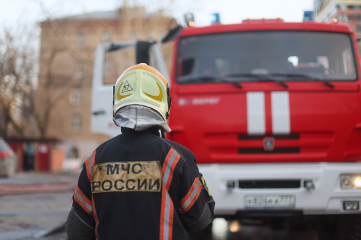 МЧС: В Подольске произошел пожар на площади 1,5 тысячи квадратных метров