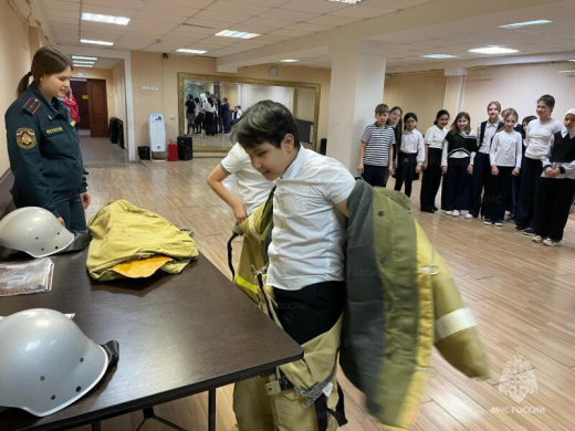 Сотрудники МЧС провели для юных жителей Ногинска интерактивное занятие  «Мы - пожарные!»