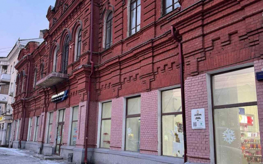 «Красному магазину» в Воронеже вернут исторический цвет?