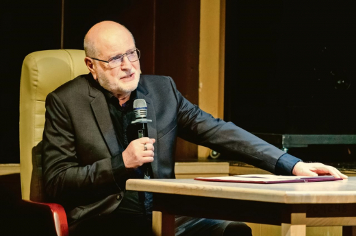 Худрук воронежского драмтеатра: «Чем больше театр обманывает публику, тем больше зритель его любит»