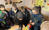 Пожарные Солнечногорска провели экскурсию для детей
