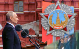 Владимир Путин поздравил россиян с Днём Победы