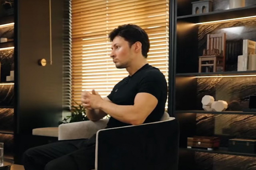В Москве выставили на продажу аналог стульев Павла Дурова с пиками