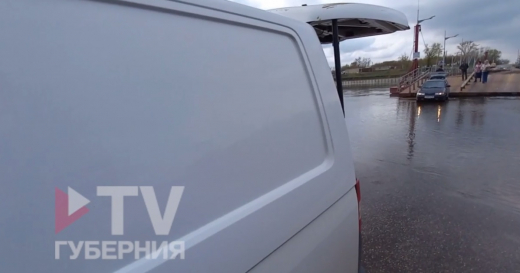 Автомобилисты помогают пешеходам добраться в воронежское Шилово