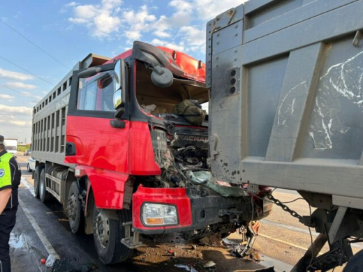 В Воронеже столкнулись три большегруза: погиб житель Чечни