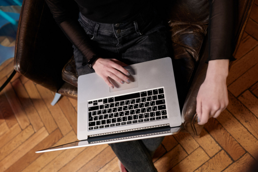 Rambler&Co: 75% россиян воспринимают рекомендации ИИ как совет