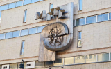1501 рубль за акцию. МГТС предлагает премию