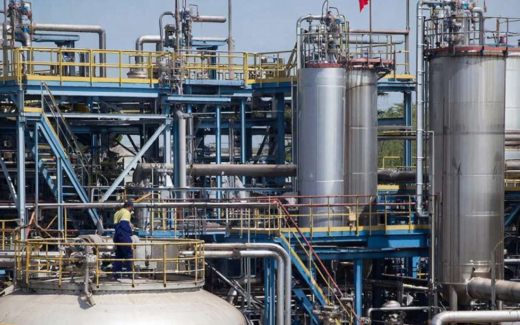 Сбербанк может обанкротить бизнес известного воронежского топливника Владимира Прохорова