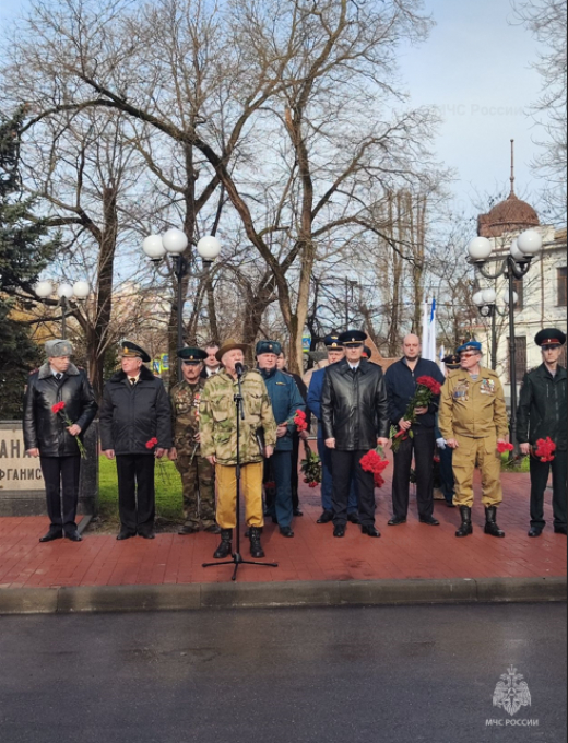 В Симферополе почтили память воинов-интернационалистов