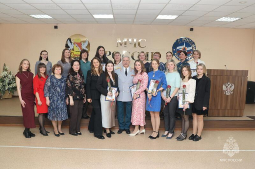 В преддверии Международного женского дня, в Главном управлении МЧС России по Воронежской области прошло торжественное собрание