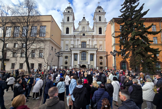 «Фобос»: Мокрый снег ожидает москвичей в Вербное воскресенье и на Пасху