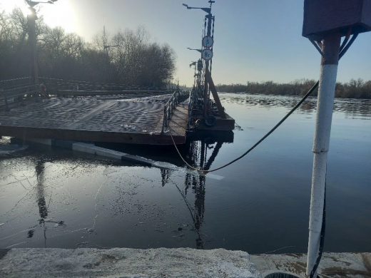 Два понтонных моста через Дон развели в Воронежской области