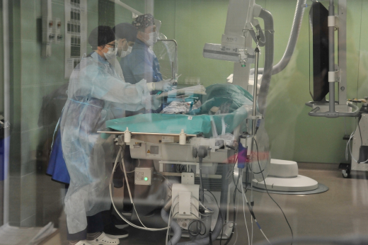 Врачи в Москве извлекли из живота четырехлетнего мальчика 19 магнитов