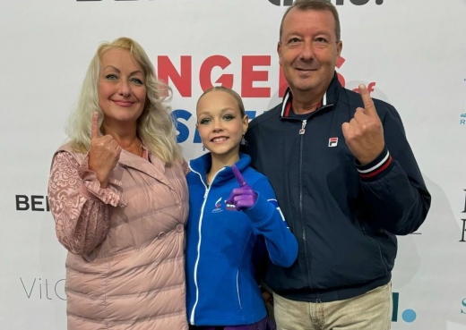 Мама фигуристки Елены Костылевой увезла дочь в Воронеж от Плющенко