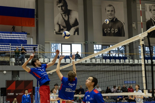 Воронежские волейболисты победно открыли домашний тур