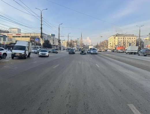 Торопливый водитель устроил массовое ДТП у цирка в Воронеже