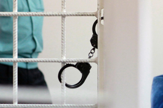 Полиция задержала девушку за обман профессора на 2 млн рублей в Москве