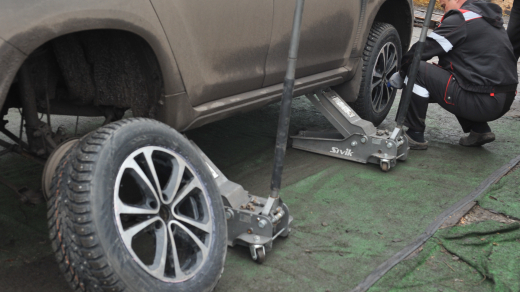 Синоптик Леус сообщил, когда можно менять шины с зимних на летние