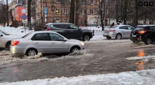 Воронеж встал в 9-балльных пробках после мощного ливня