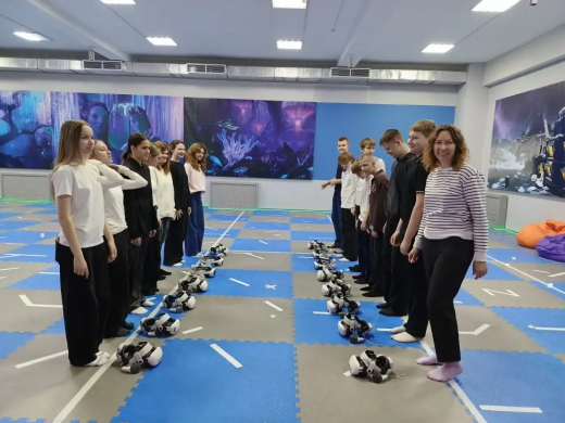 В Подмосковье сотрудники МЧС России используют технологии виртуальной реальности для обучения детей правилам пожарной безопасности