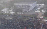Массовую молитву мусульман в Ураза-байрам в Москве сняли на видео
