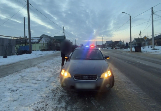 Иномарка сбила стоявшую на обочине женщину на окраине Воронежа