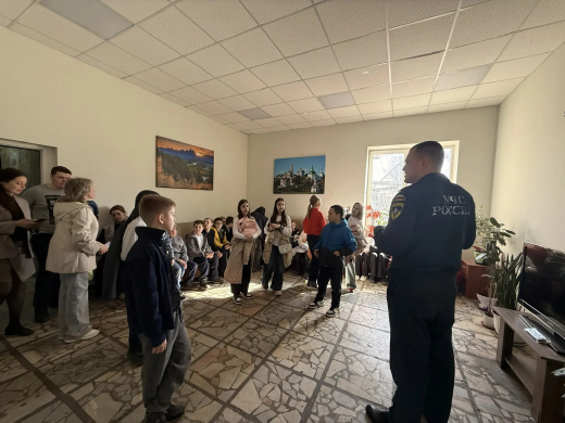 Школьники побывали в гостях у пожарных Сергиево-Посадского гарнизона