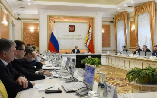 Воронежский губернатор потребовал исключить задержки по нацпроектам и пообещал «быструю и беспощадную» реакцию за их срывы