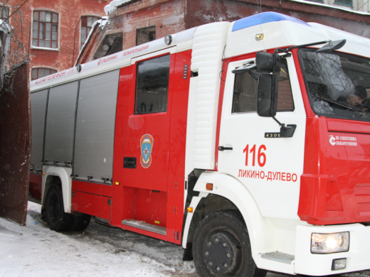 В Ликино-Дулево сотрудники МЧС России спасли 6 человек на пожаре