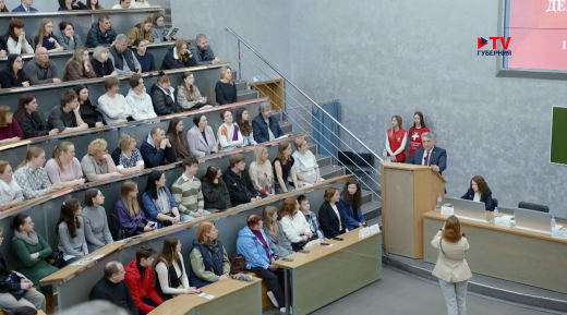 В Воронеже будущие врачи посетили медуниверситет имени Бурденко в день открытых дверей