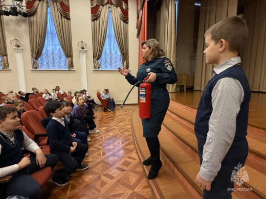 Урок безопасности проведен в школе Раменского