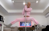 Телеведущая Настя Ивлеева записала на видео танец на пилоне