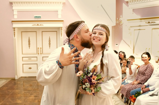 Свадьба в стиле СССР и регистрация «древних славян»: самые яркие молодожёны Воронежа