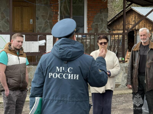 Профилактика превыше всего: сотрудники МЧС продолжают проводить рейды в СНТ и местах массового скопления людей