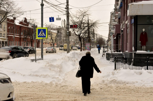 Если упал на льду в Воронеже: куда звонить и ехать