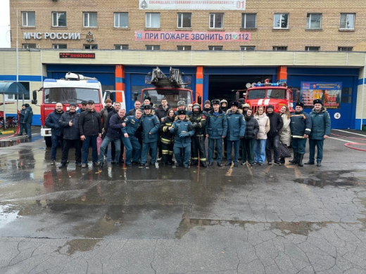 В Мытищах проводили на пенсию руководителя дежурной смены СПСЧ №17  Руслана Фатхулина и диспетчера Полину Миняйцеву