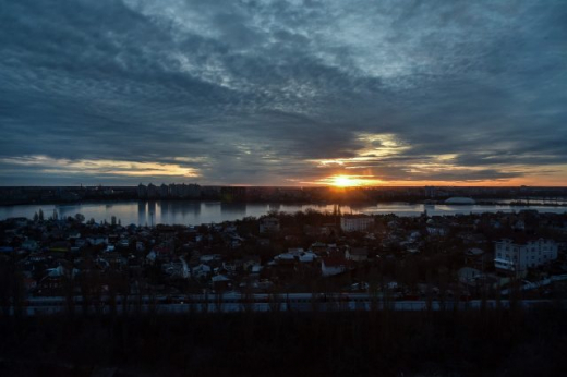 О громких хлопках в небе над городом сообщают воронежцы