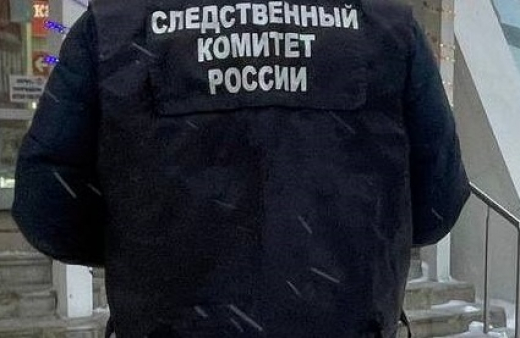 Тело молодой женщины нашли под окнами 16-этажки в Воронеже