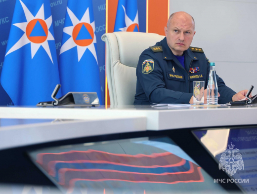 В МЧС России обсудили вопросы безопасности в периоды летней оздоровительной кампании и пожарной опасности