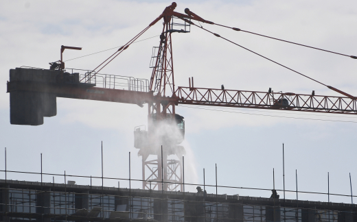 Три человека погибли в результате пожара на стройке на севере Москвы