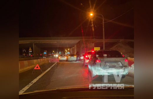 Два ДТП стали причиной двухкилометровой пробки под Воронежем