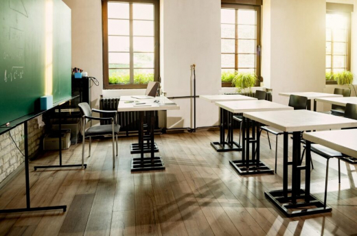 Летние каникулы воронежских школьников могут перенести