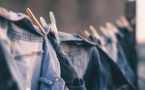 Как вывести пятна с одежды в домашних условиях: самые эффективные способы