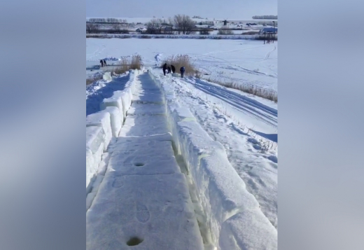 Воронежцы смогут покататься на 150-метровой ледяной горке
