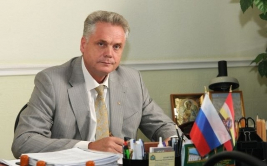 Многолетний глава Золотухинского района Кожухов подал в отставку после скандала из-за высказывания о беженцах