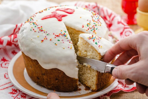 Можно ли есть кулич до Пасхи, рассказал воронежский священник