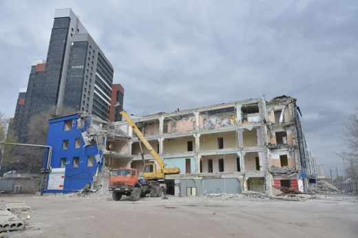 Торговый центр у виадука сносят в Воронеже