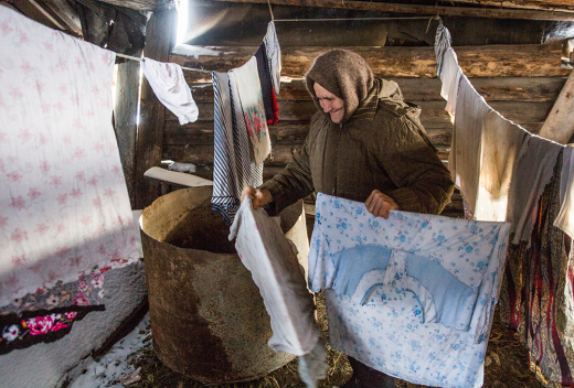 Россияне вспомнили способ сушить белье на морозе